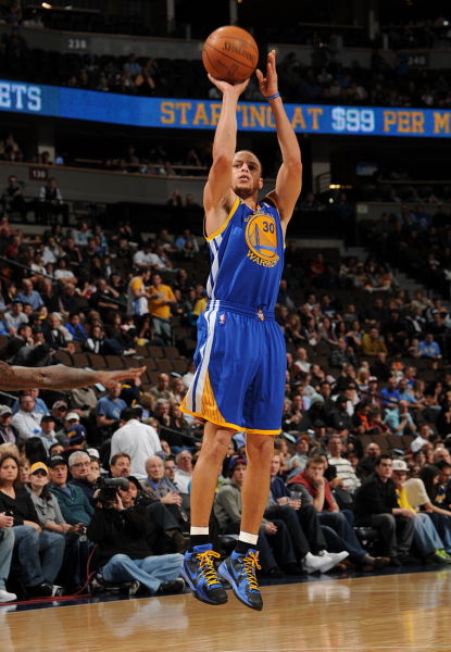 根据罗马诺 根据罗马诺