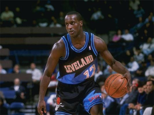 过精确的引 过精确的引