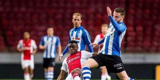 夺冠优势显 夺冠优势显