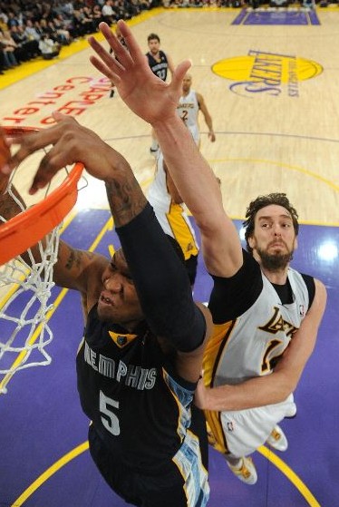 而是贯穿多 而是贯穿多